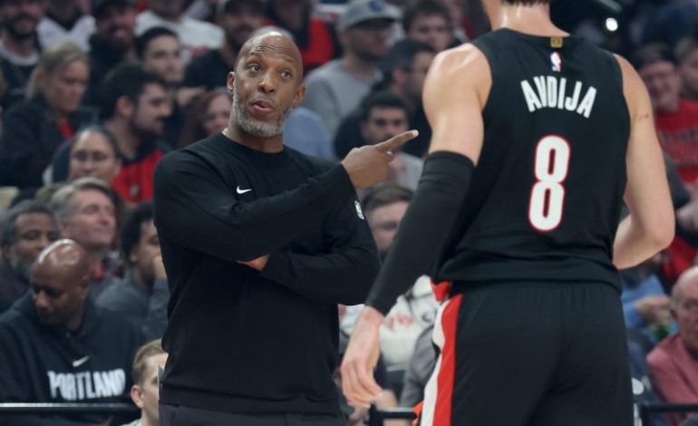  Billups, Rozier won’t receive salaries during FBI investigation