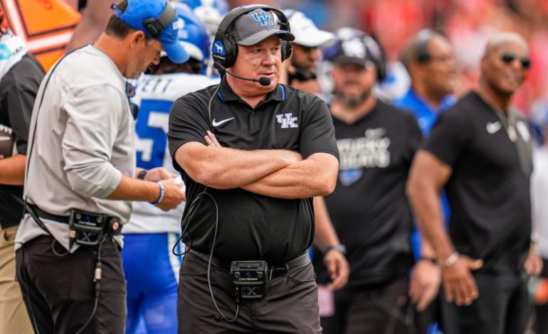  Mark Stoops out as Kentucky football coach after 13 seasons