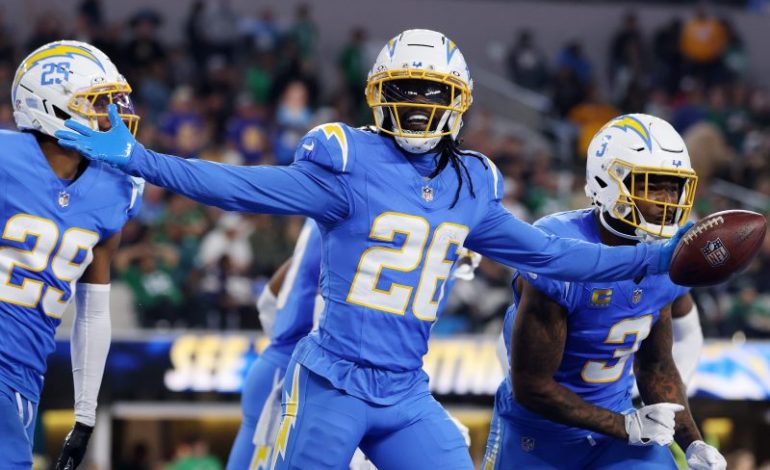  Winners and losers from Chargers’ sloppy OT win over Eagles