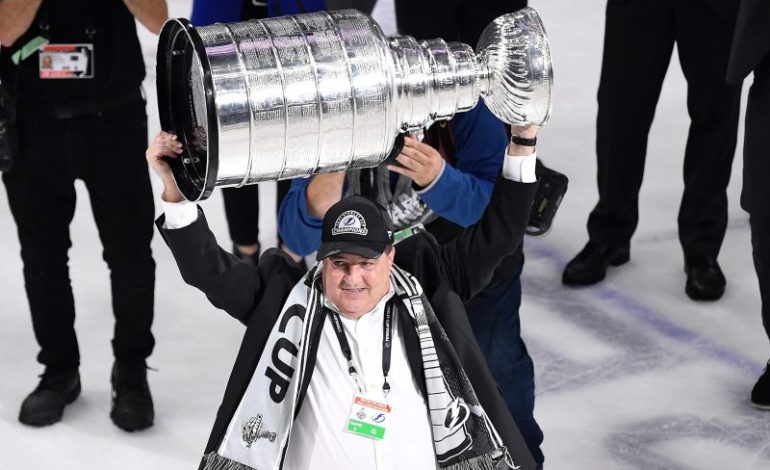  Lightning owner to miss outdoor game with ‘major leg fracture’